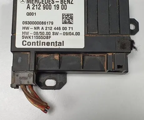 Mercedes-Benz E W212 Fuel pump relay A2129001900