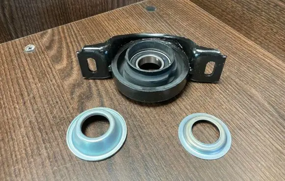 Mercedes-Benz Vito Viano W639 Prop shaft support center bearing A6394100881 6394100881