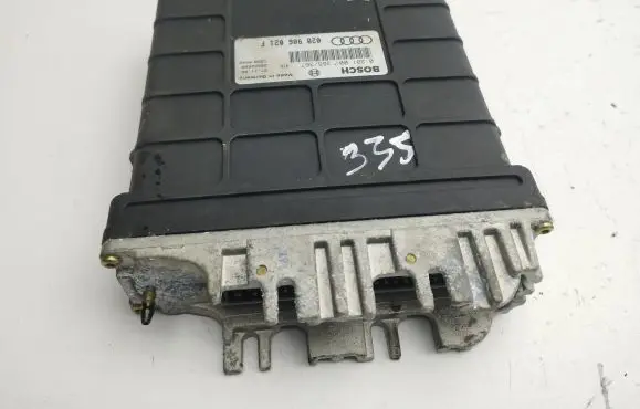 Audi A4 S4 B5 8D Engine control unit/module 028906021F 0281001366