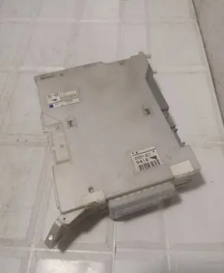 Lexus IS 220D-250-350 Fuse module 8273053050 6D170364 8267253060
