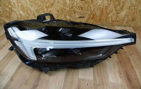 Volvo XC60 Headlight/headlamp 32337383