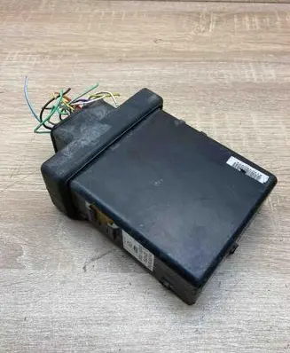 Toyota MR2 (W20) II Power steering control unit/module 8965017030