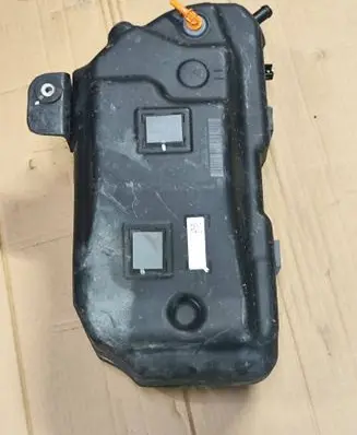 BMW 5 F10 F11 AdBlue liquid reservoir 19566010 7212607 1021742