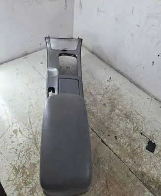 Mazda 6 Center console 