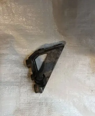 BMW 3 E90 E91 Power steering pump mounting bracket 7539015