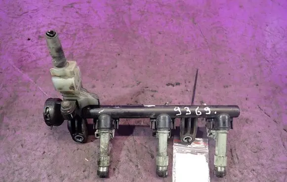 Citroen C1 Fuel main line pipe 