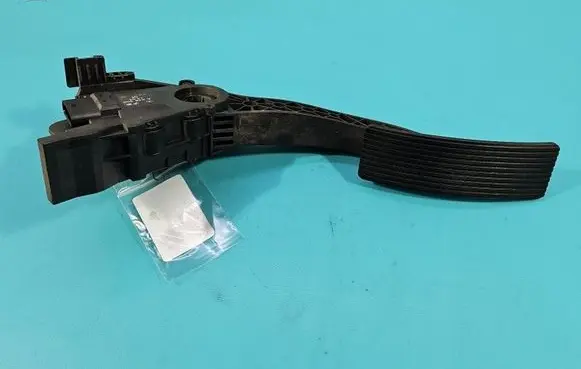 Mercedes-Benz B W246 W242 Accelerator throttle pedal A2463001404 IMPRK1559134