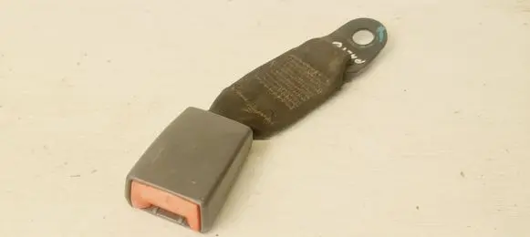 Fiat Palio Rear seatbelt buckle A2402