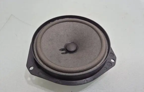 Alfa Romeo Stelvio Rear door speaker 518936010