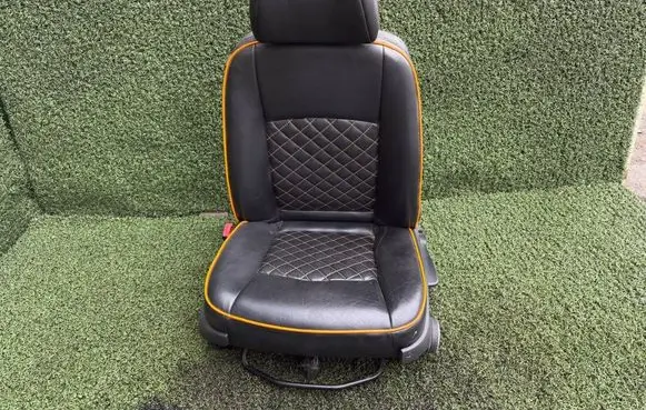 Mercedes-Benz Vito Viano W639 Front driver seat 6399106101 A6399106101