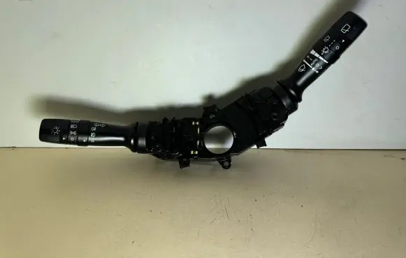 Hyundai ix35 Wiper turn signal indicator stalk/switch 934101M630 934202Y660