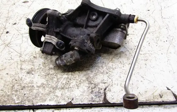 Toyota Auris E180 Water pump 528074526