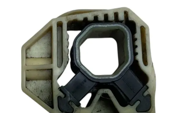 Skoda Praktik (5J8) Radiator mount bracket 0111279
