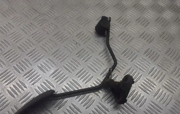 Toyota Corolla E120 E130 Brake pedal 78111-16030