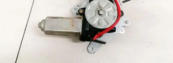 Nissan Almera Front door window regulator motor 807300M007 MMR511-113