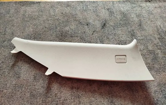 Jaguar XF X250 (D)pillar trim (top) 8X23F519A97BE