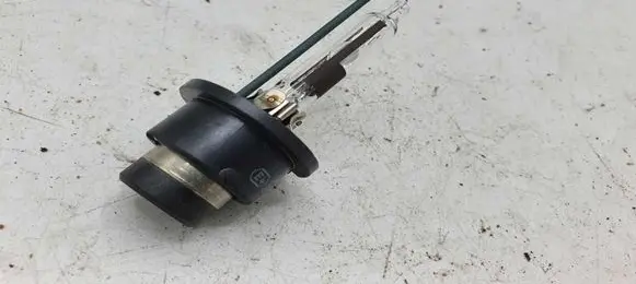 Toyota Prius (XW20) Xenon bulb NOCODE