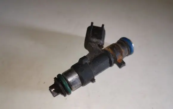 Chrysler Pacifica Fuel injector 0280158028 04591986AA