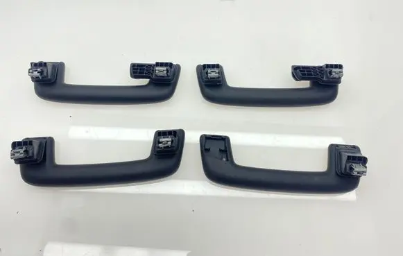 Volkswagen Golf VIII A set of handles for the ceiling 5H0857643 5H0857607C