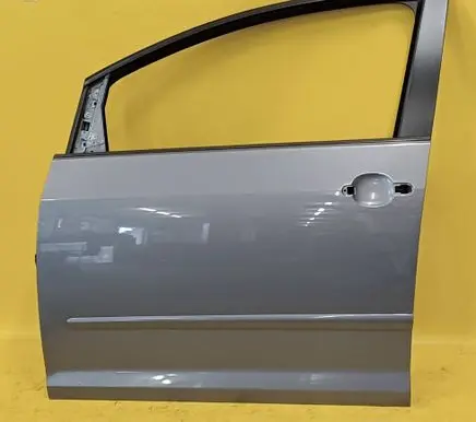 Volkswagen Golf Plus Front door