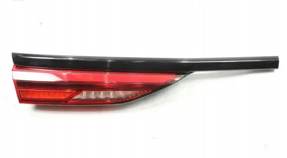 BMW 2 F44 Tailgate rear/tail lights 7465469