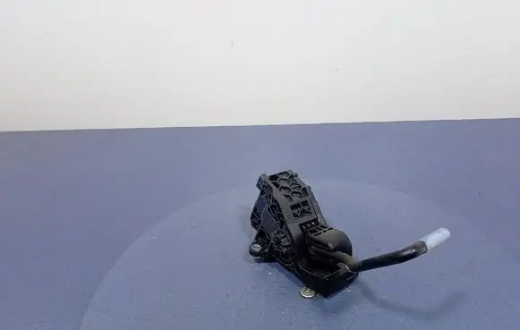 Toyota Camry Accelerator throttle pedal 78110-33170