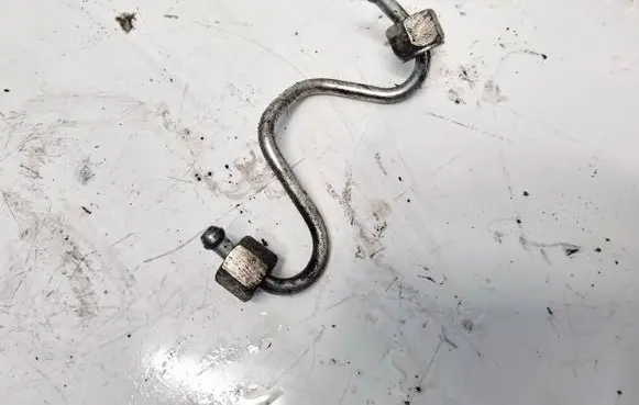 Renault Laguna III Fuel line pipe 734024A