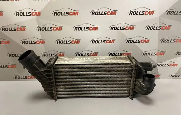 Peugeot 5008 Intercooler air channel guide W9084002 9674720580