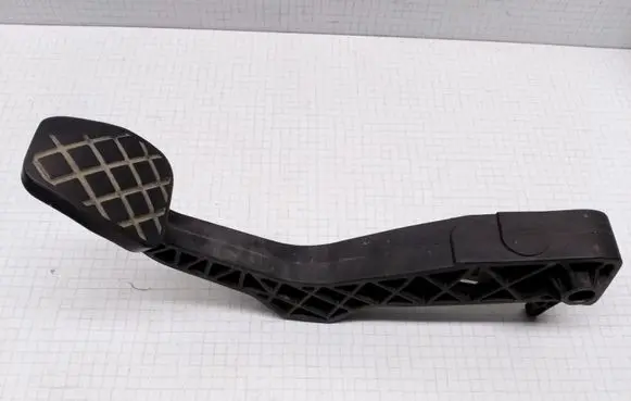 Clutch pedal