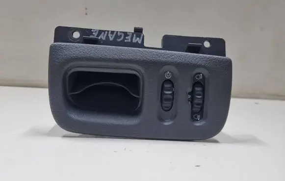 Renault Megane II Headlight level height control switch 7700430218