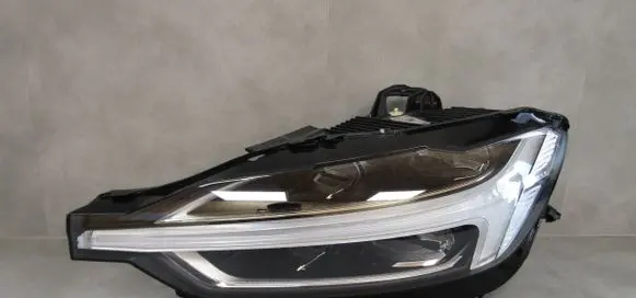 Volvo XC60 Headlight/headlamp 31420417 5542535A354D