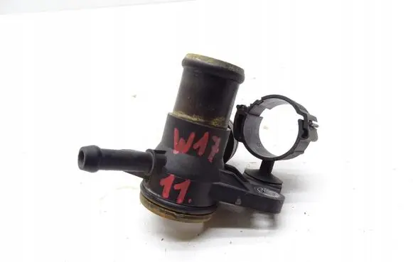 Engine coolant pipe/hose