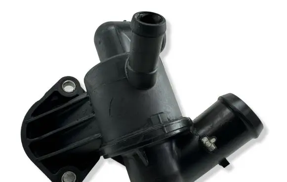 Volkswagen PASSAT B6 Thermostat housing 03L121111AC