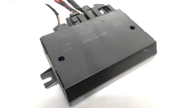 Skoda Fabia Mk3 (NJ) Tow bar trailer control unit/module 5Q0907383E 5Q0907383B