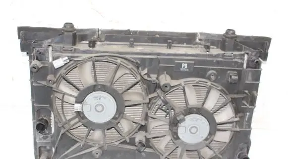 Lexus CT 200H Radiator set 1002222142