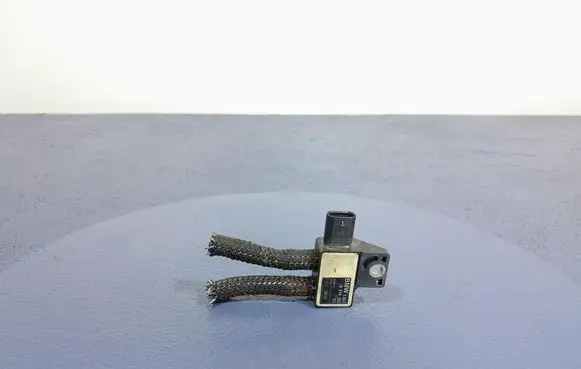 Audi A4 S4 B7 8E 8H Sensor 8579353