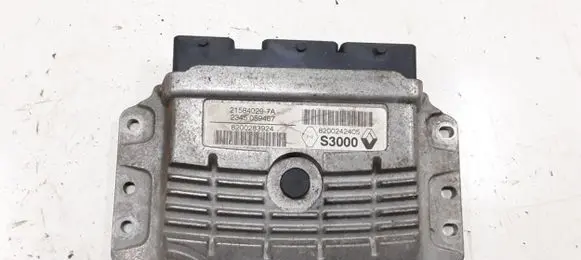 Renault Megane II Engine control unit/module 8200283924 5710