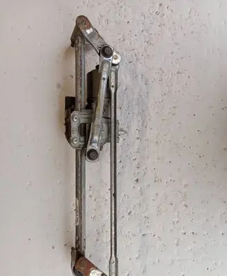 Volkswagen Scirocco Front wiper linkage MS610304 1K8955023B