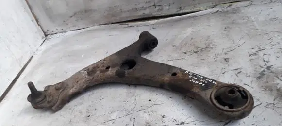 Toyota Corolla Verso E121 Front lower control arm/wishbone