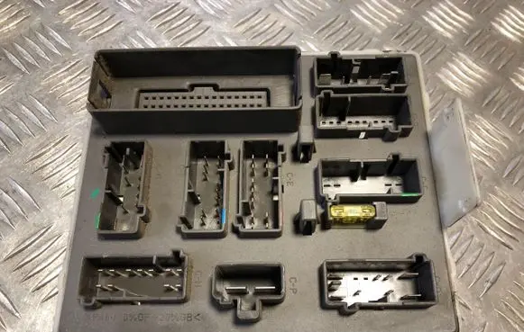 Ford Focus Fuse box set 518273206