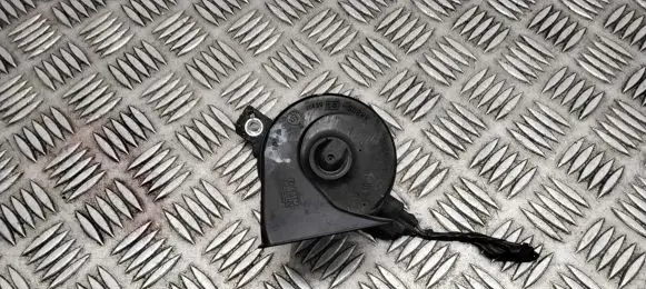 Volvo V70 Horn signal A046522