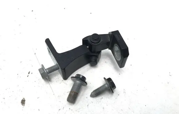 Chery 9/C9 Front door lower hinge J606106022