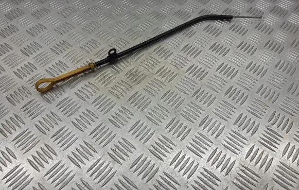 Chevrolet Aveo Oil level dip stick 