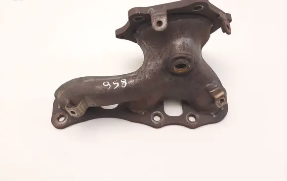 Infiniti JX35 L50 Exhaust manifold