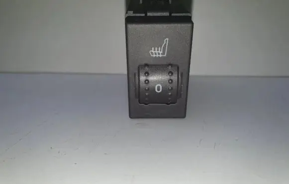 Ford Focus Seat heating switch 7M5T-19K314-AA