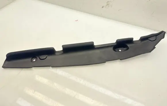 Audi A3 S3 8V Fender end trim 8V0821112C