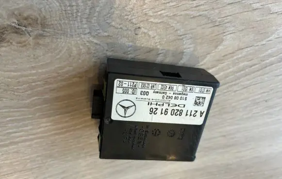 Mercedes-Benz E W211 Alarm control unit/module 2118209126 A2118209126