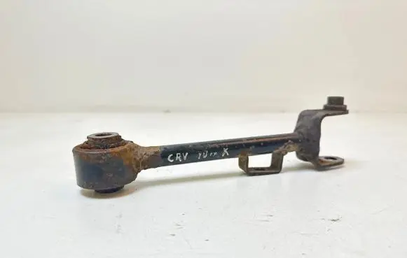 Honda CR-V Rear control arm