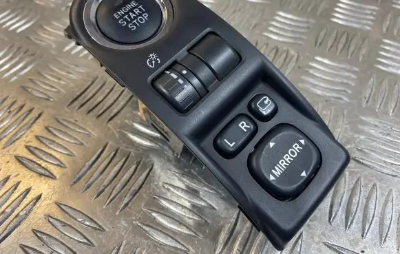 Subaru Impreza III Engine start stop button switch
