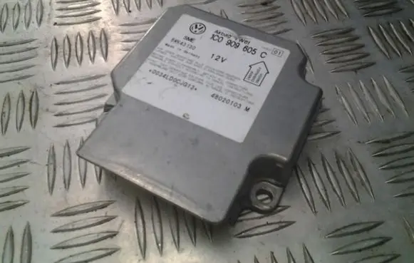 Volkswagen PASSAT B5.5 Airbag control unit/module 1C0909605C 5WK43130 0034LD0CJG13